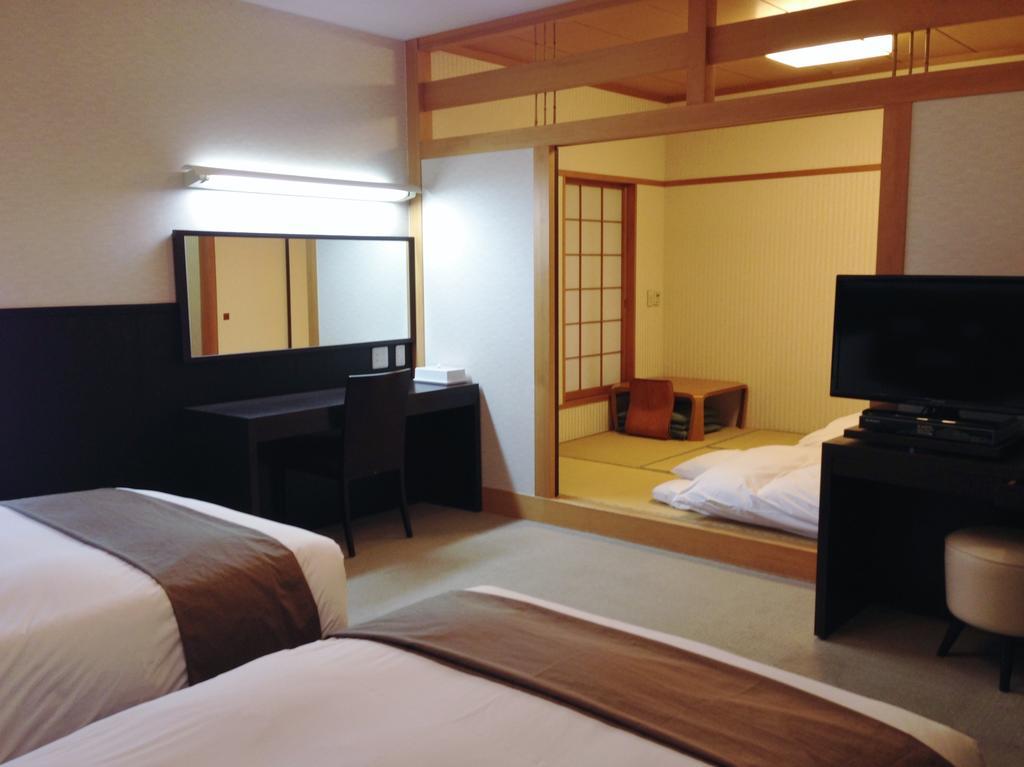 Sunplaza Seasons Hotel Nagoya Ngoại thất bức ảnh